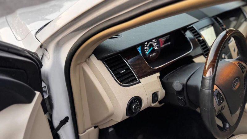 2016 Ford Taurus Limited