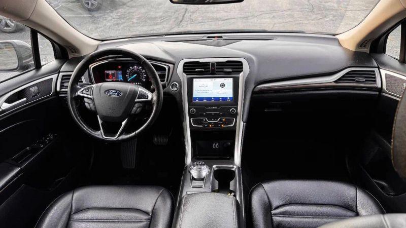 2020 Ford Fusion SEL