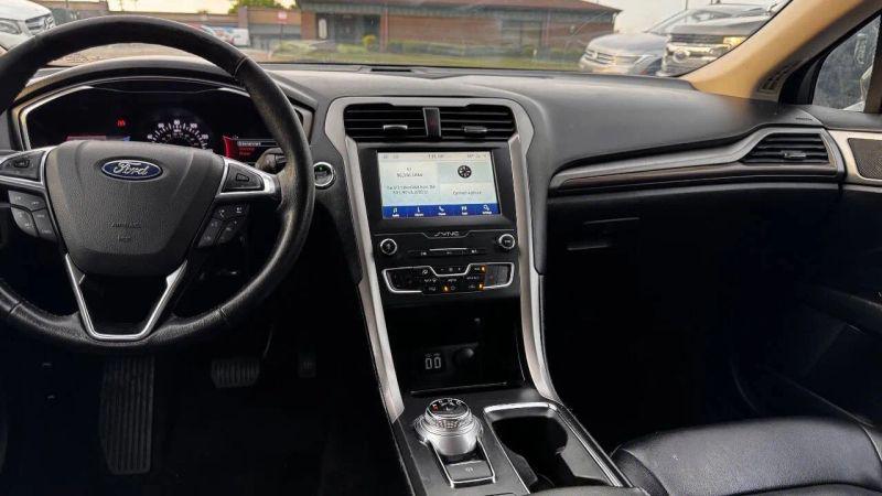 2020 Ford Fusion SEL