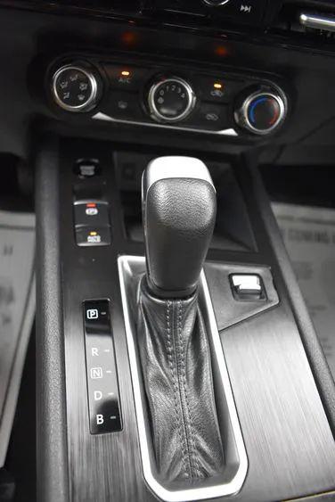 2025 Nissan Kicks SV FWD