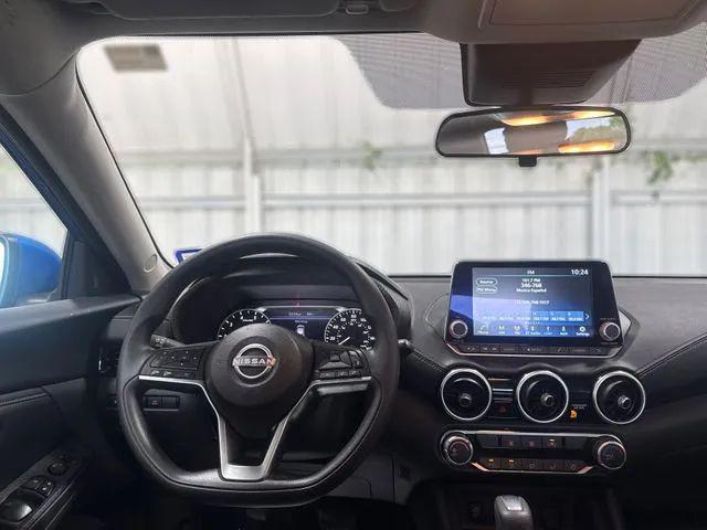 2024 Nissan Sentra SV Xtronic CVT