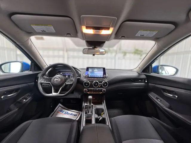 2024 Nissan Sentra SV Xtronic CVT