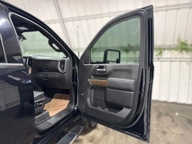 2022 Chevrolet Silverado 3500HD 4WD Crew Cab Long Bed High Country