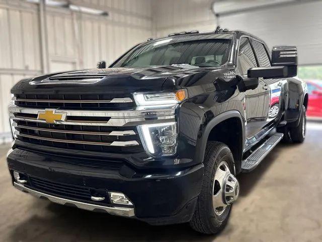 2022 Chevrolet Silverado 3500HD 4WD Crew Cab Long Bed High Country