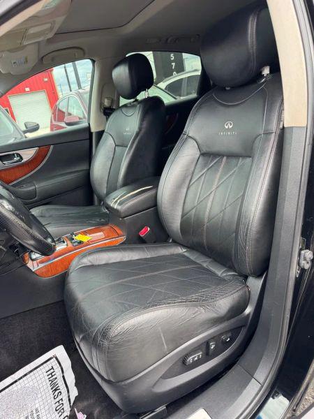 2009 INFINITI FX35 FX35