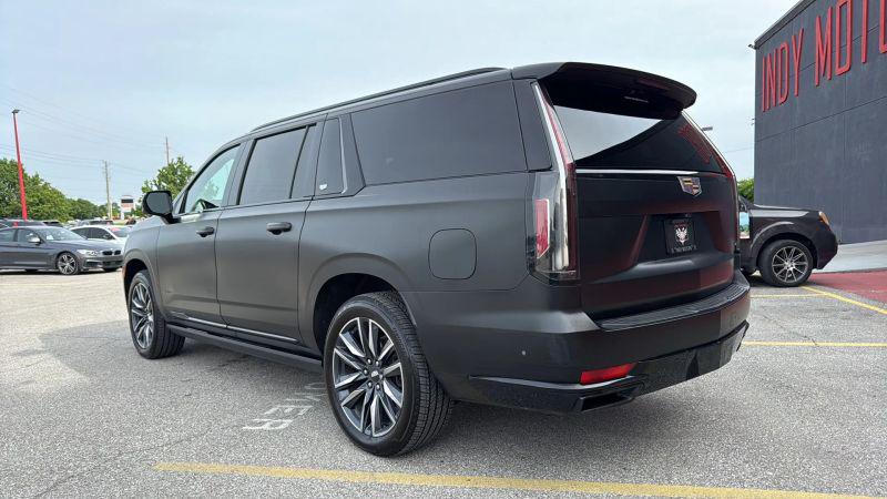 2023 Cadillac Escalade ESV 4WD Sport