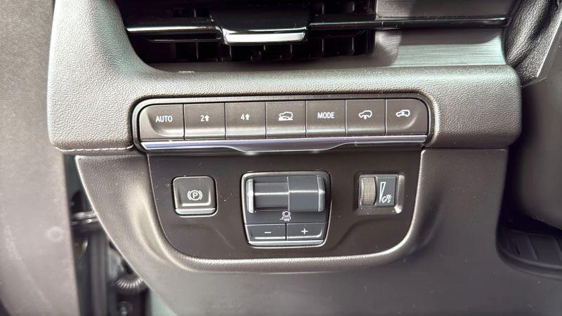 2023 Cadillac Escalade ESV 4WD Sport