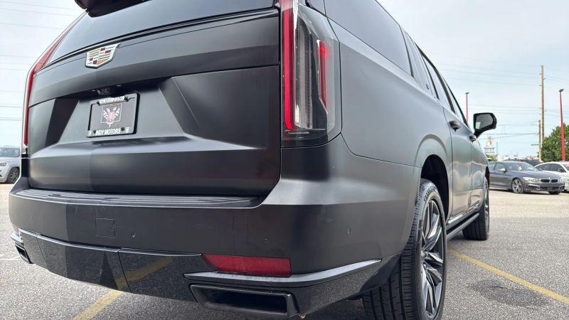 2023 Cadillac Escalade ESV 4WD Sport
