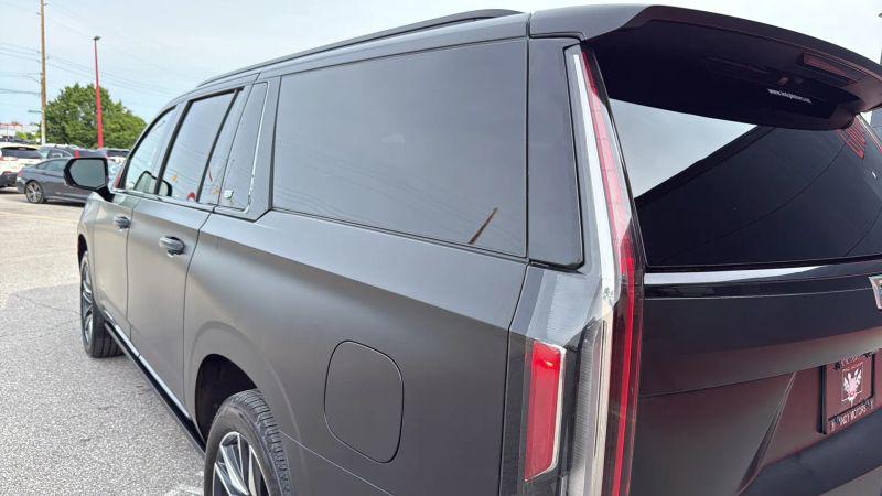2023 Cadillac Escalade ESV 4WD Sport