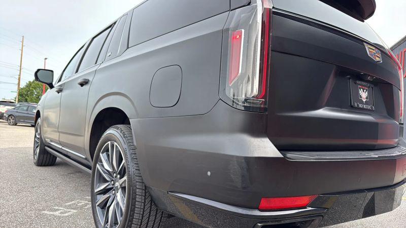 2023 Cadillac Escalade ESV 4WD Sport