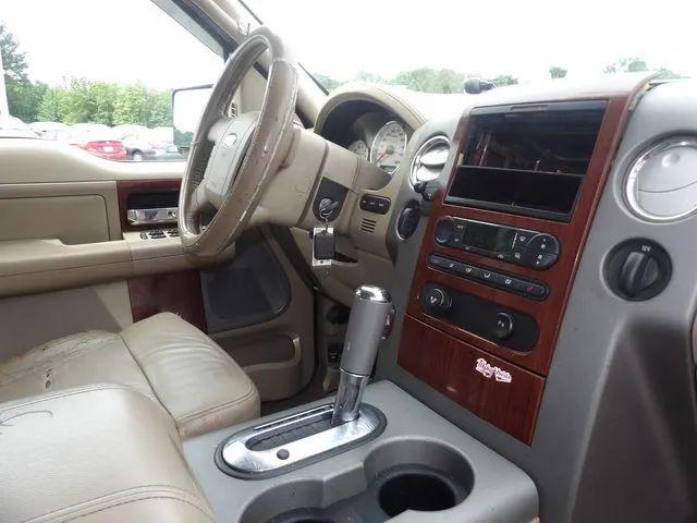 2005 Ford F-150 LARIAT