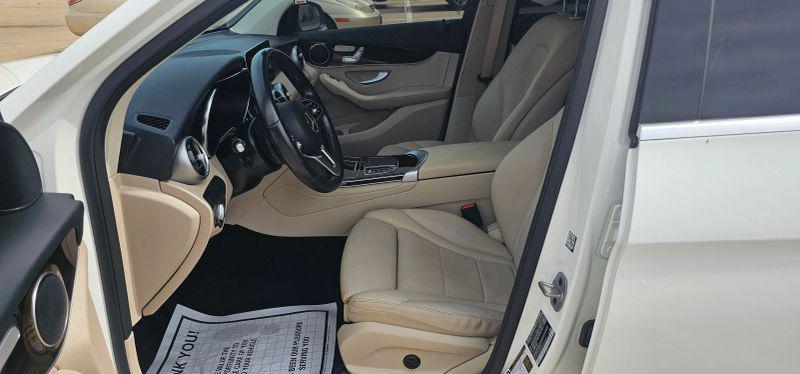2022 Mercedes-Benz GLC SUV