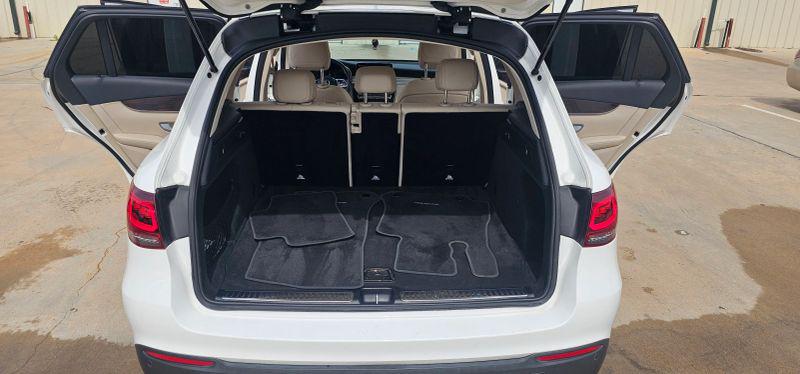 2022 Mercedes-Benz GLC SUV