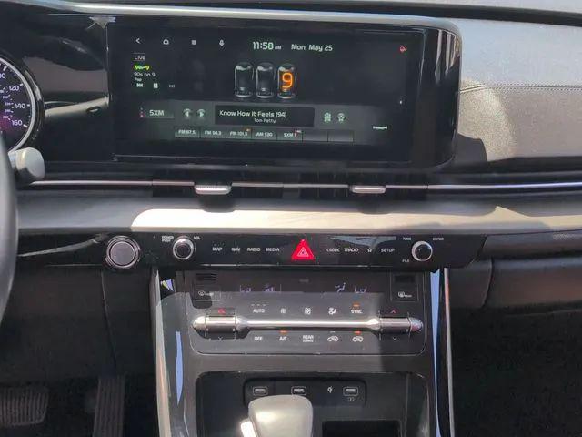 2022 Kia Carnival MPV SX