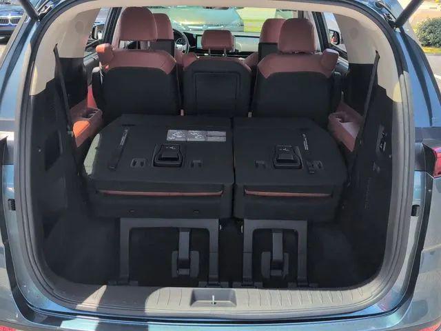 2022 Kia Carnival MPV SX