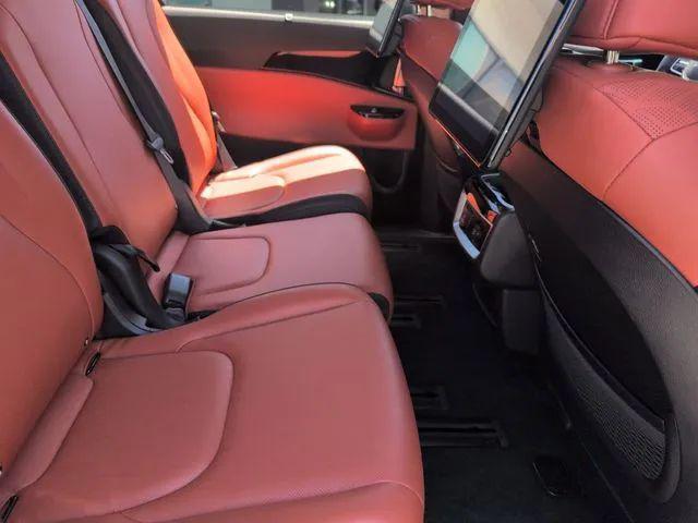 2022 Kia Carnival MPV SX