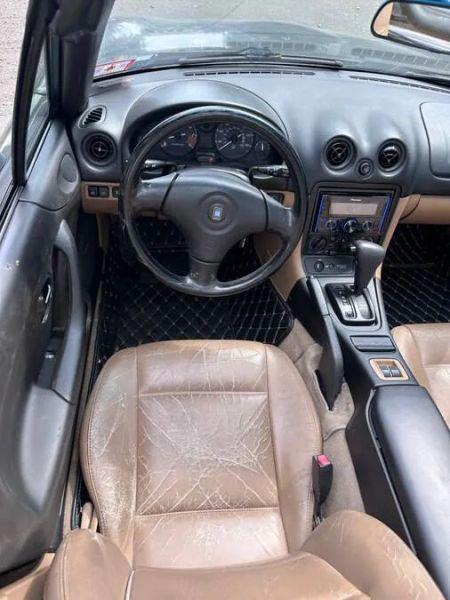 1999 Mazda MX-5 Base