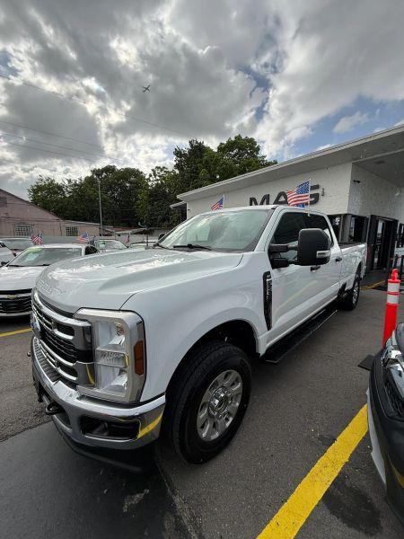 2024 Ford F-250 XLT