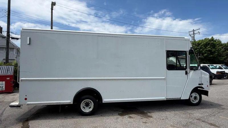 2022 Ford E-350 Stripped Extended Length w/9950-lb GVWR