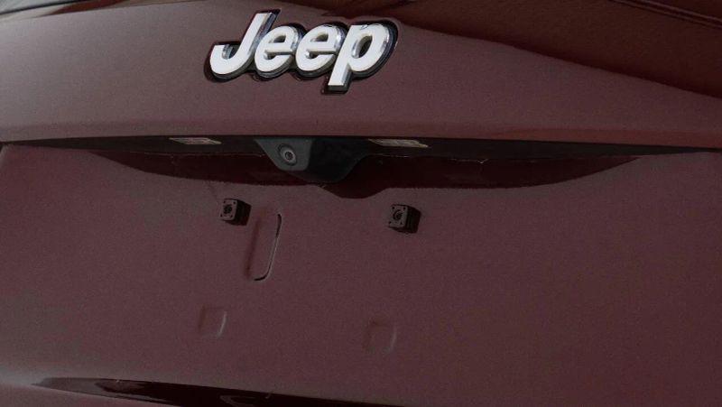 2017 Jeep Grand Cherokee Limited 4x2