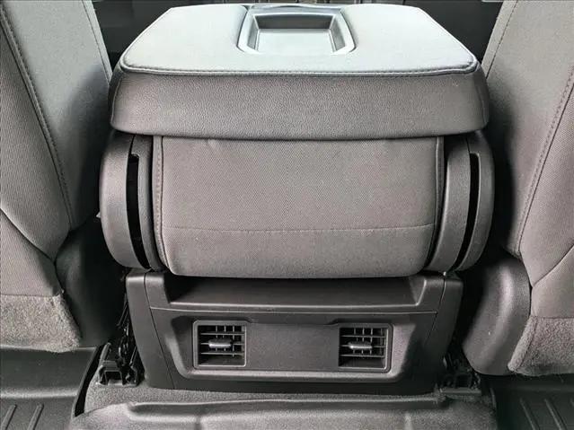 2022 Chevrolet Silverado 1500 4WD Crew Cab Short Bed Custom Trail Boss