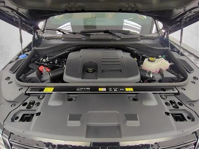 2026 Land Rover Range Rover Sport P360 SE