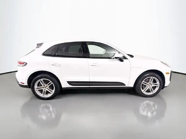 2023 Porsche Macan Macan