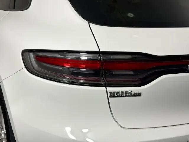2023 Porsche Macan Macan