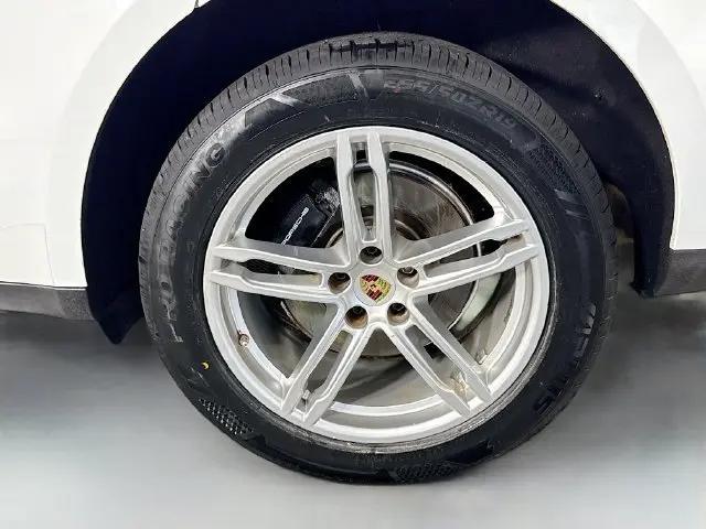 2023 Porsche Macan Macan