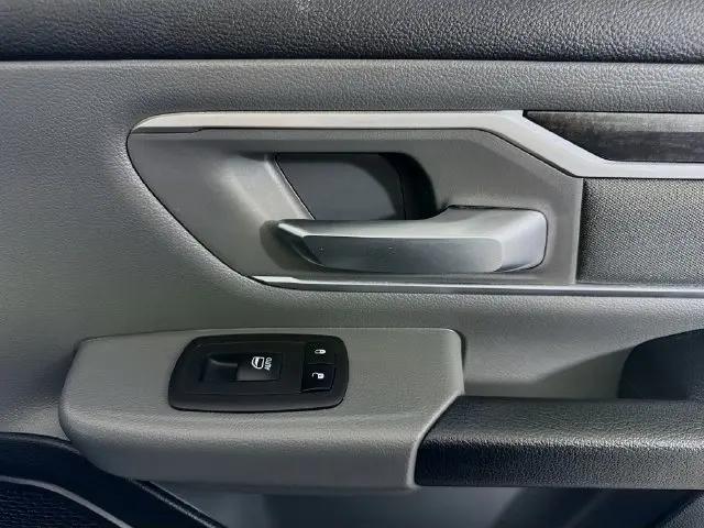 2023 Ram 1500 Big Horn Crew Cab 4x4 57 Box