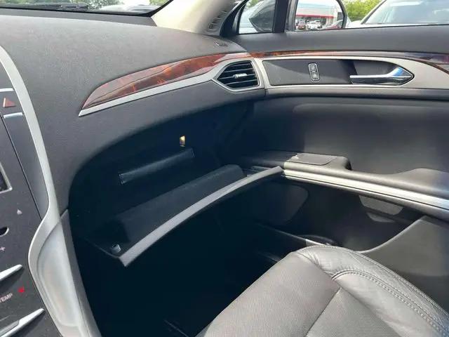2013 Lincoln MKZ FWD