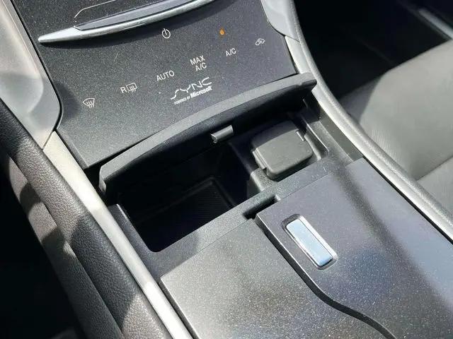 2013 Lincoln MKZ FWD