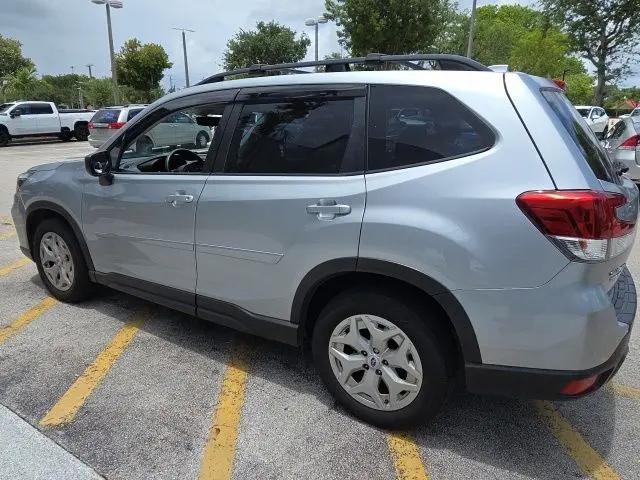2020 Subaru Forester 2.5i