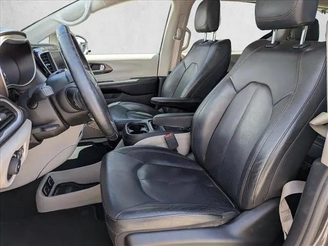2019 Chrysler Pacifica Touring L