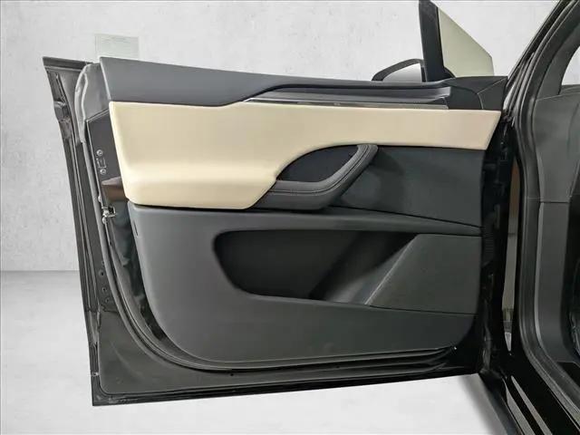 2023 Tesla Model X Plaid Tri Motor All-Wheel Drive