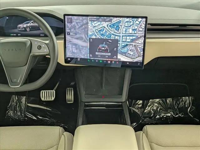 2023 Tesla Model X Plaid Tri Motor All-Wheel Drive