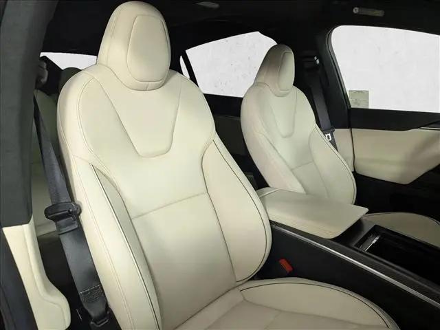 2023 Tesla Model X Plaid Tri Motor All-Wheel Drive