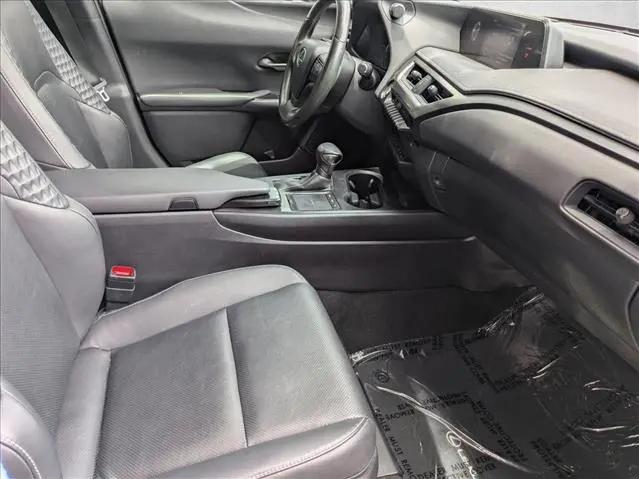 2021 Lexus UX 200 UX 200