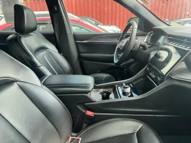 2024 Jeep Grand Cherokee L Limited 4x4