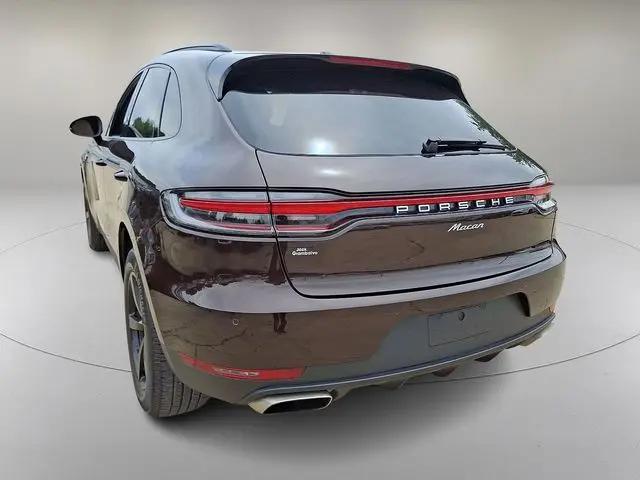 2021 Porsche Macan Macan