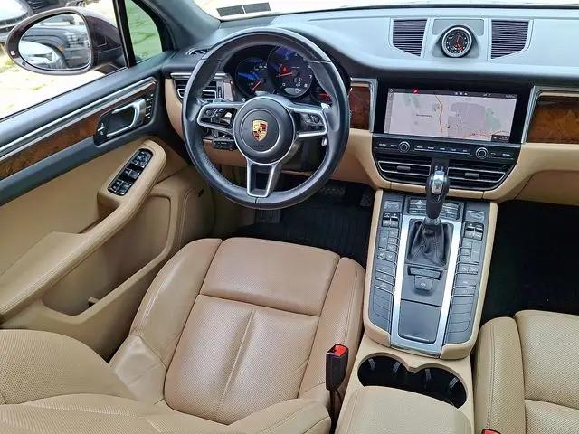 2021 Porsche Macan Macan