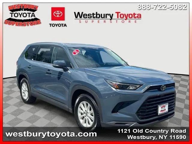 2025 Toyota Grand Highlander XLE for sale in Westbury, NY