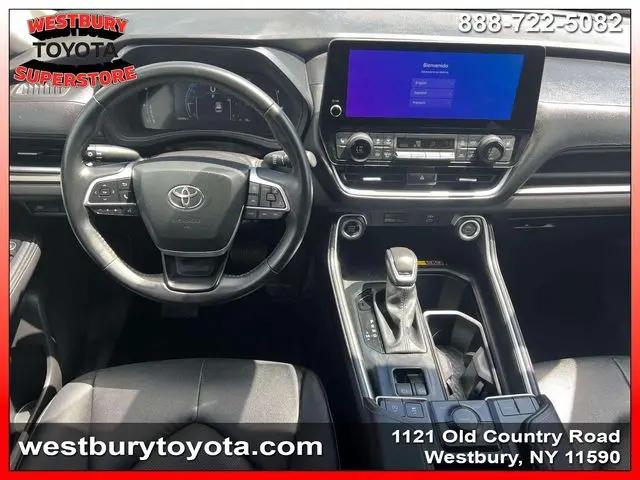 2025 Toyota Grand Highlander XLE
