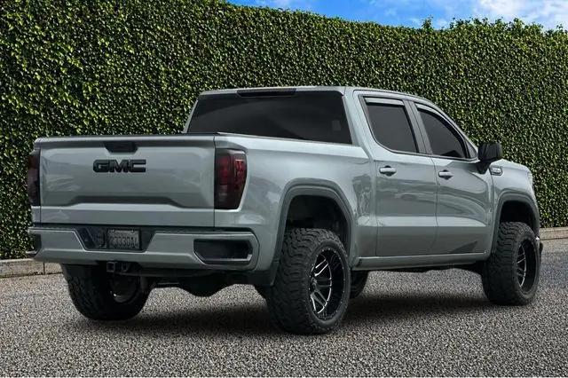 2024 GMC Sierra 1500 4WD Crew Cab Short Box Elevation with 3SB