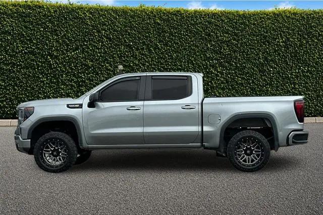 2024 GMC Sierra 1500 4WD Crew Cab Short Box Elevation with 3SB