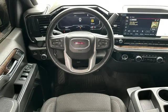 2024 GMC Sierra 1500 4WD Crew Cab Short Box Elevation with 3SB