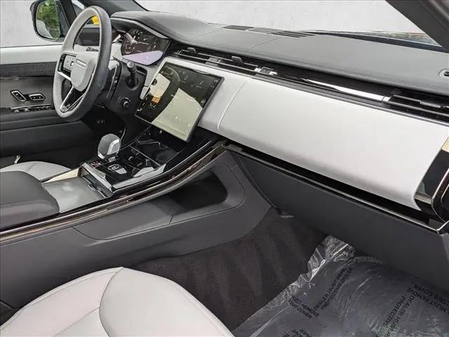 2025 Land Rover Range Rover Sport P460 Dynamic SE