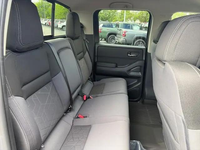 2026 Nissan Frontier Crew Cab SV 4x4