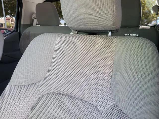 2021 Nissan Frontier Crew Cab SV 4x4