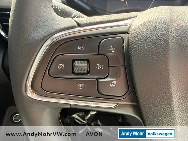 2024 Buick NV Avenir FWD